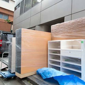 Best Furniture Removalists Melbourne: Macdelen  Krom